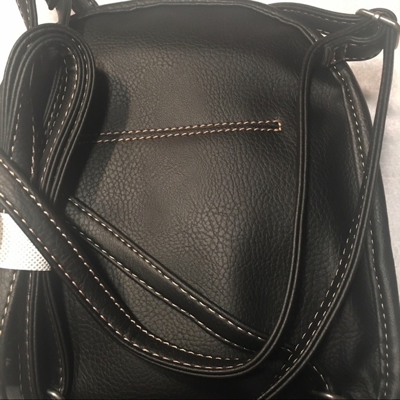 12/1/24 & 7/19/24 host pick🎉🎉SALE!! NWT Multi Sac Black Handbag - Picture 5 of 6